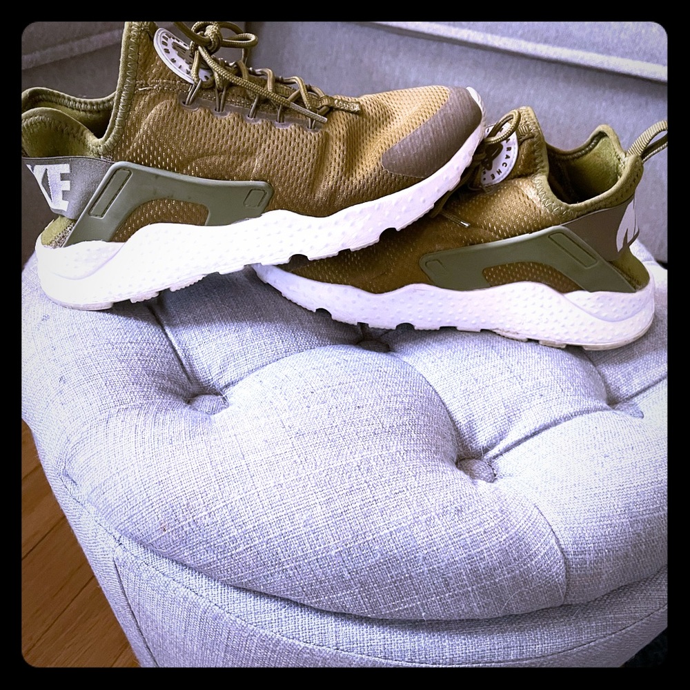 Nike Huaraches